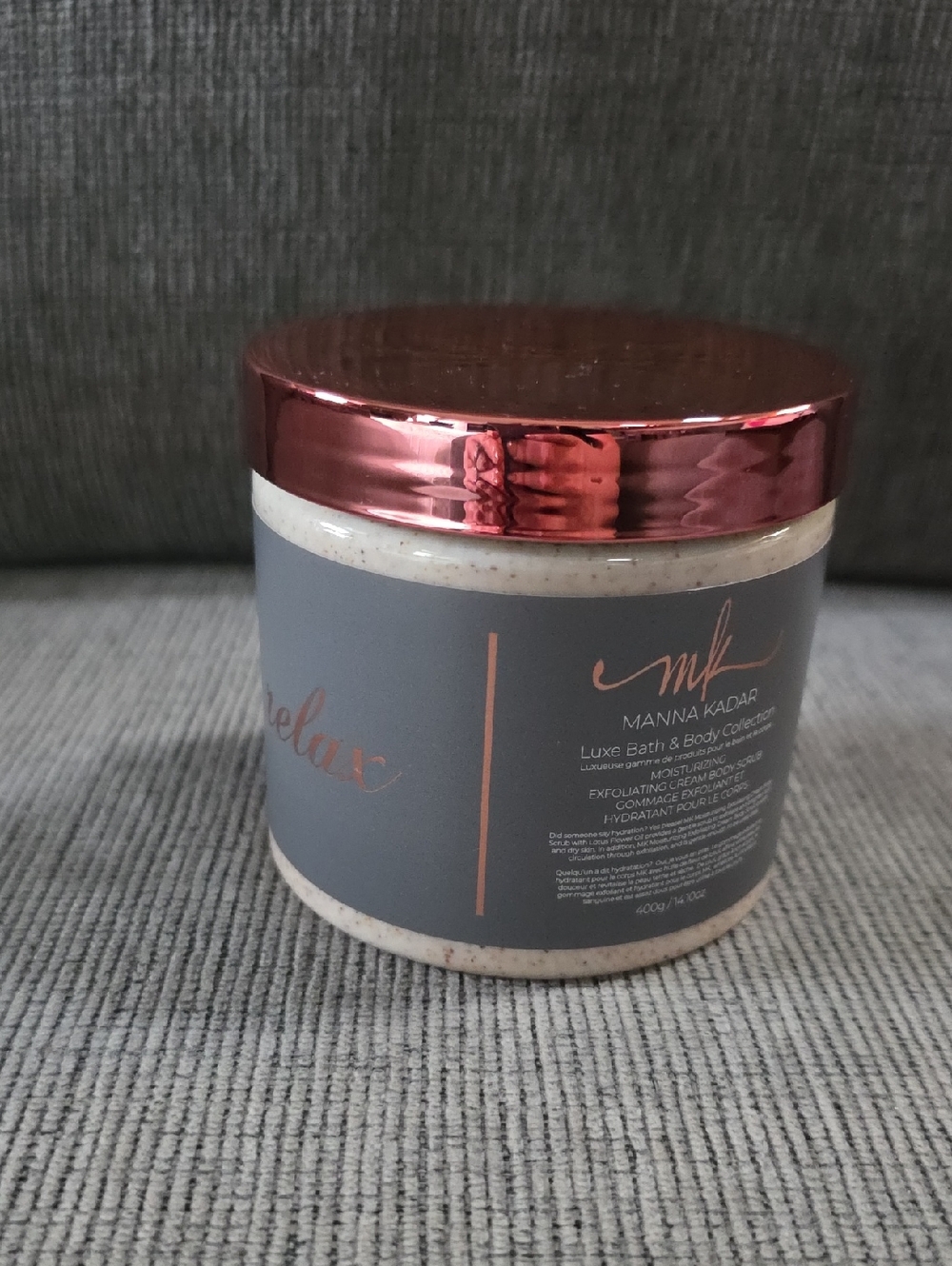 Manna Kadar Moisturizing  Exfoliating Cream Body‎ Scrub, New, 14.1oz., Relax.